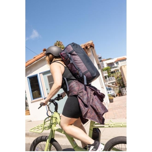 REI Co-op Big Haul 40L Duffel Bag - Picture 6 of 15